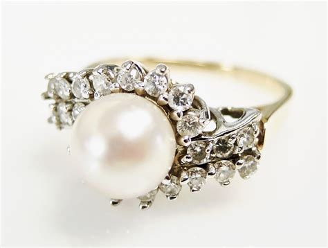 Sensational 60s Vintage Pearl Engagement Jewelry Box Fine Jewelry