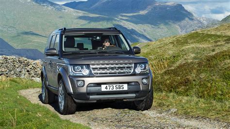 Land Rover Discovery 4 2013 Td V6diesel At Exterior Car Photos Overdrive