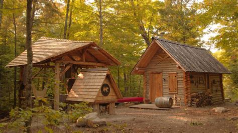 Man Builds Epic Off Grid Log Cabin To Escape The Stress Of City Life