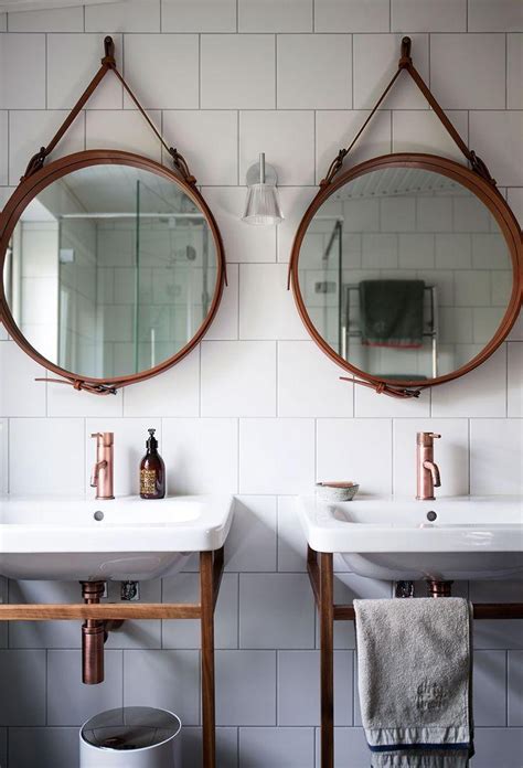 A wide range of rectangular, square and round vanity mirrors with lights, also available with storage box or wall unit. 20 Best Round Mirrors for Bathroom | Mirror Ideas