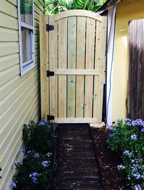 Weekend Projects 5 Ways To Diy A Fence Gate Building A Wooden Gate