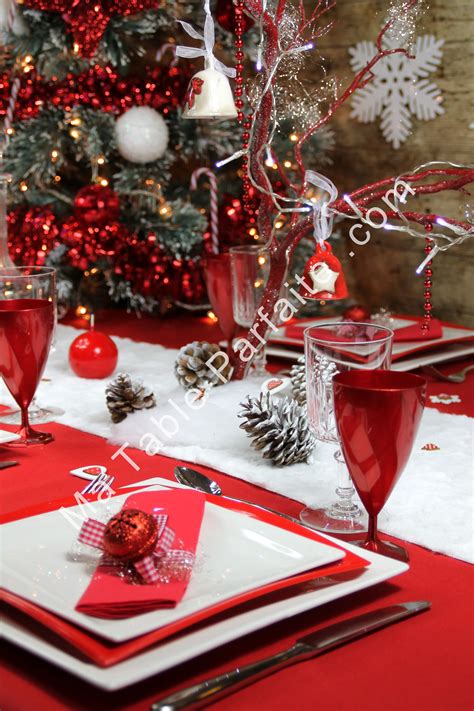 Box Déco De Table Noel 2015 Rouge Et Blanc En Laponie Livrée Complète