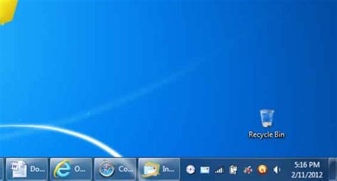 It typically shows which programs are currently running. How To Organize Your Windows 7 Taskbar And System Tray