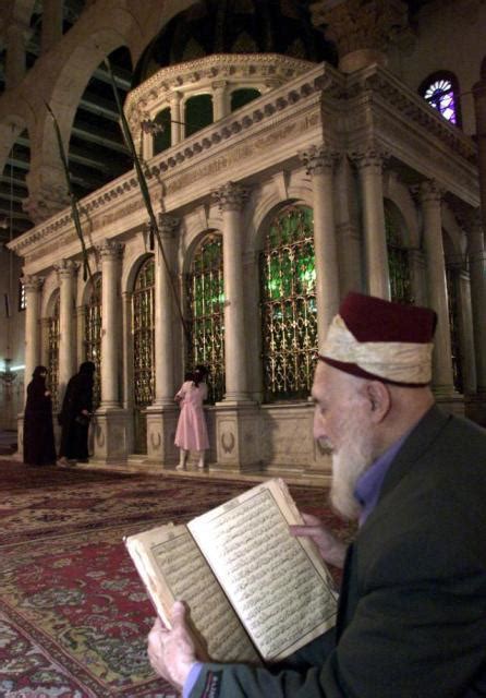 Tidak heran jika nama nabi yahya juga dikenal dan tercantum. Hikmah Kisah Nabi Yahya: Muslim Tidak Sesat & Berani ...