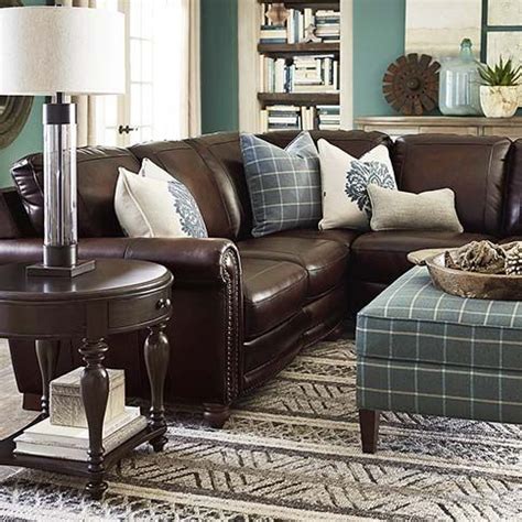 You can find inspiring interior designs all over the world and you can take something from each one to then combine them into something original. L-Shaped Sectional | Leather couches living room, Brown ...
