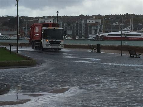 Flood Alert In Force For Isle Of Wight Coast As High Tide And Force 5