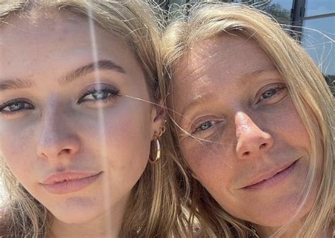 Gwyneth Paltrow Goes Makeup Free In National Daughters Day Selfie With