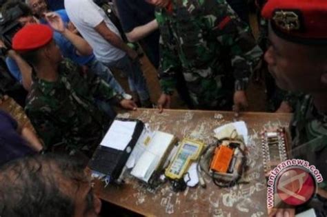 FDR Sukhoi SJ 100 Ditemukan ANTARA News Yogyakarta Berita Terkini