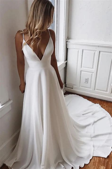 ZL New Sexy Spaghetti Straps V Neck Lace Appliques Wedding Dresses Bridal Gown Celebrity