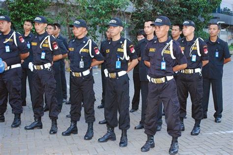 Lowongan kerja karyawan pabrik sepatu pt parkland world indonesia rembang. Lowongan kerja Satpam security Juli 2014 di Jakarta ...