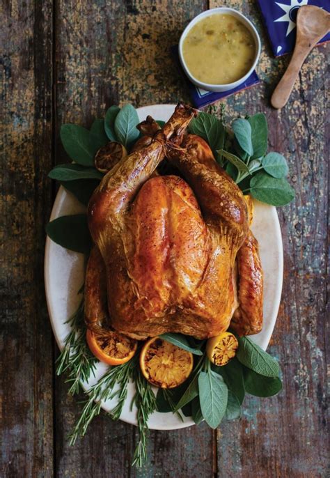 Planning a thanksgiving dinner menu can be overwhelming, especially if you are hosting and cooking your first holiday dinner. A Very New Mexican Thanksgiving (With images) | Turkey ...