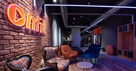 onfit 24 Hour Fitness - Zona Mesa y López