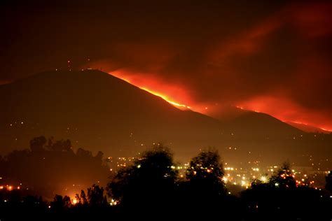 Mt San Miguel Is On Fire San Diego County Wildfires 2007 Flickr