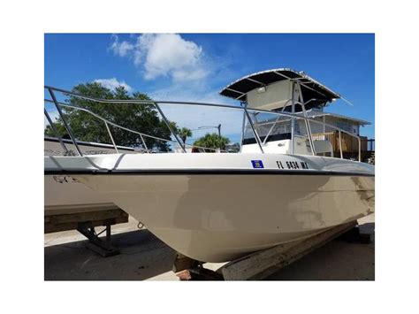 Steel hull in good condition. 23 ft Hydra sports center console in Florida | Power boats ...