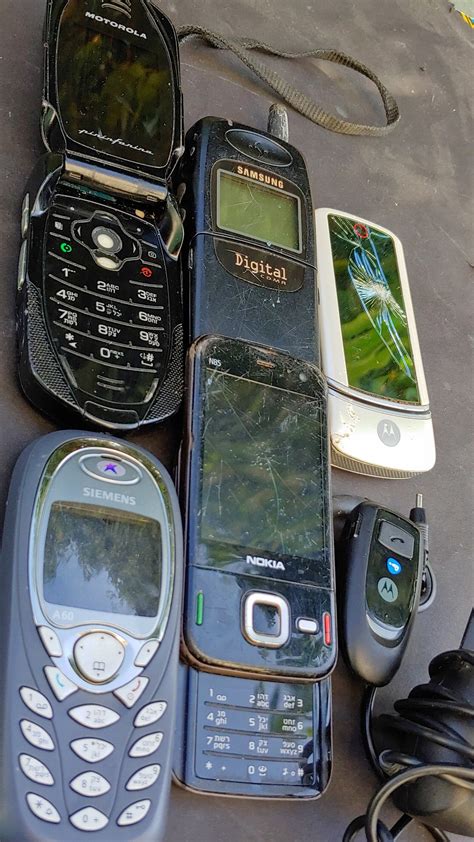 Lot Vintage Mobile Phones Mix Brand Collection Old Electronic Etsy