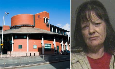 Fraudster Conned Pensioner 89 Out Of Life Savings For Drugs Daily Mail Online