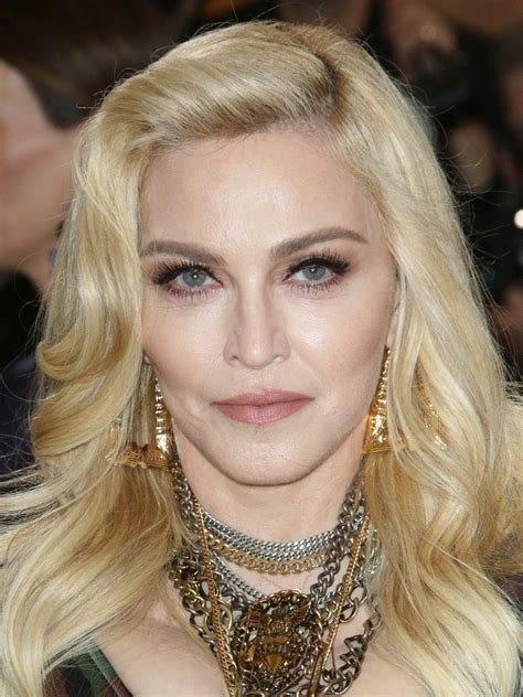 Полное имя — мадонна луиза вероника чикконе (madonna louise veronica ciccone). Seven Interesting Facts About Madonna - Xpert Magazine