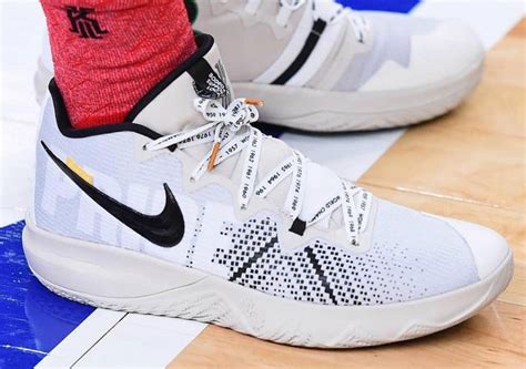 See more ideas about kyrie irving shoes, irving shoes, shoes. Bodega x Nike Boston-themed Kyrie Irving Shoe | SneakerNews.com