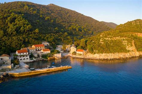 5 Stunning Islands Off The Coast Of Croatia To Explore By Boat