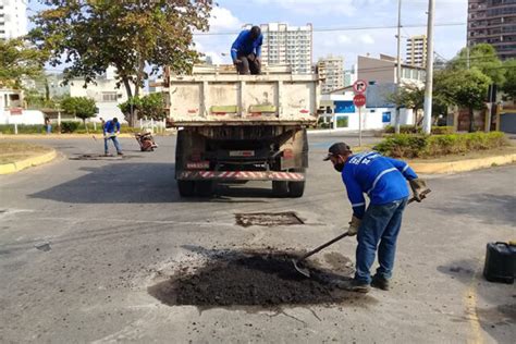 Prefeitura intensifica Mutirão do Asfaltamento em ruas centrais e de vários bairros Campos