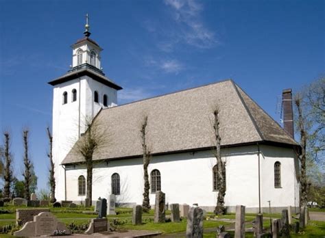 KYRKOKARTAN.SE » Grums kyrka » Grums kyrka, maj 2008. Foto ...