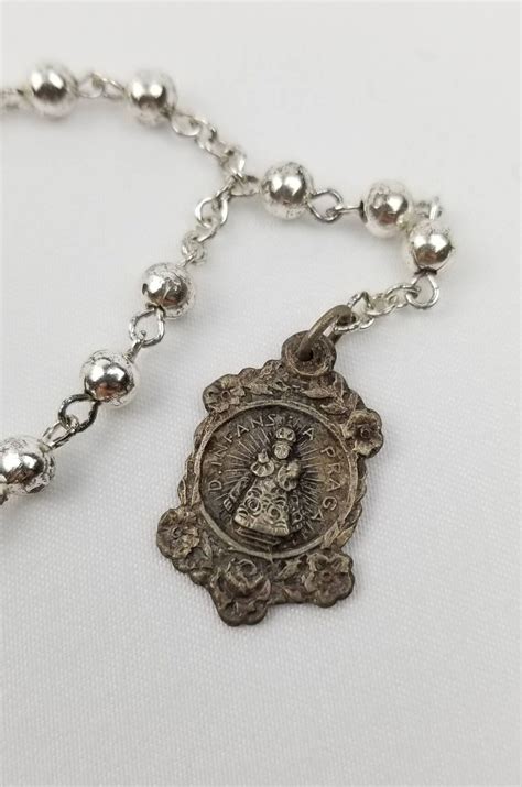 Infant Of Prague Chaplet Holy Jesus Medal Italy Catholic Etsy