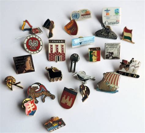 Lot Of 25 Vintage Metal Pins Collection Of Pins From Etsy Vintage