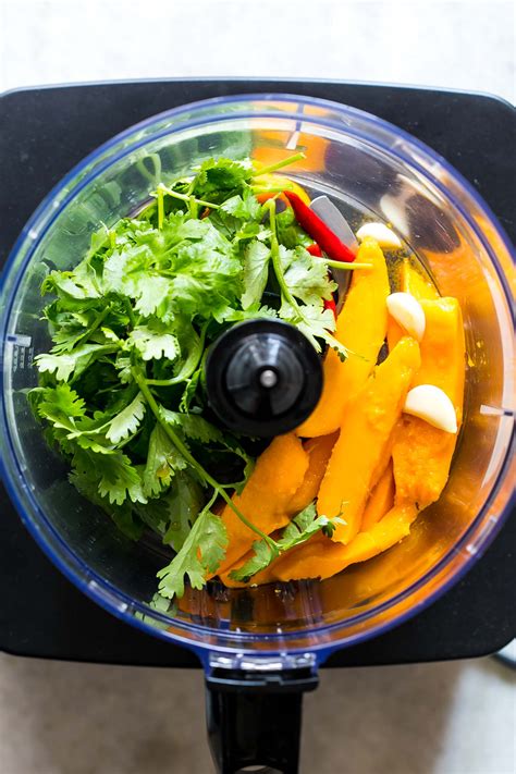 With the delicious taste of heinz's fat free ranch salad dressing you can create an extraordinary salad, g. Mango Cilantro Salad Dressing (Gluten Free, Made in a Blender)