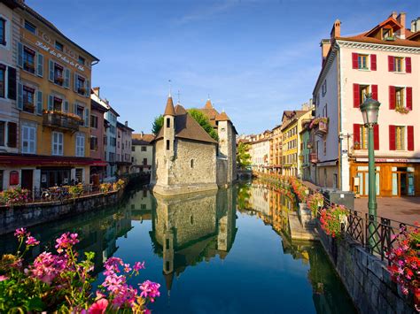 The 10 Most Beautiful Small Towns In France Photos