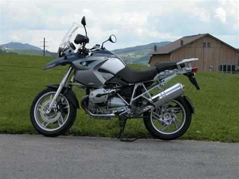 Claimed horsepower was 122.3 hp (91.2 kw) @ 7750 rpm. BMW R1200GS Wrap-Up - Part 2 - Canada Moto Guide