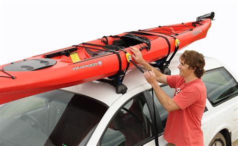 Thule 898 Hullavator Pro Kayak Lift Assist Carrier Demonstration 897xt