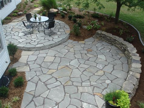 This video shows you how to build a paver patio.building a paver patio, natural stone patio or walkway. Flat Patio Stones • Patio Ideas