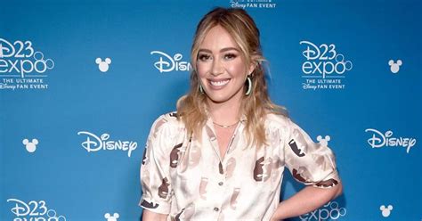 Is Hilary Duffs Lizzie Mcguire Reboot Canceled Fans Slam Disney