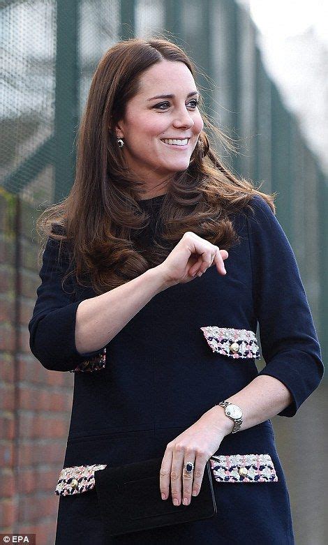 The Duchess Of Cambridge Is Pretty In Navy Duchess Kate Pregnant