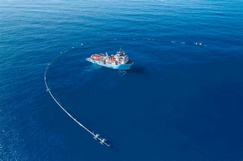 Mærsk sejler 600 meter kunstig kyst ud i Stillehavet