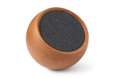 The Portable Wooden Bluetooth Speaker Doubles As A Remote Gadgetsin