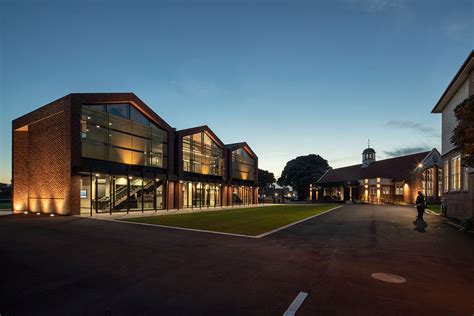 Featured Project: Whanganui Collegiate | Wight Aluminium
