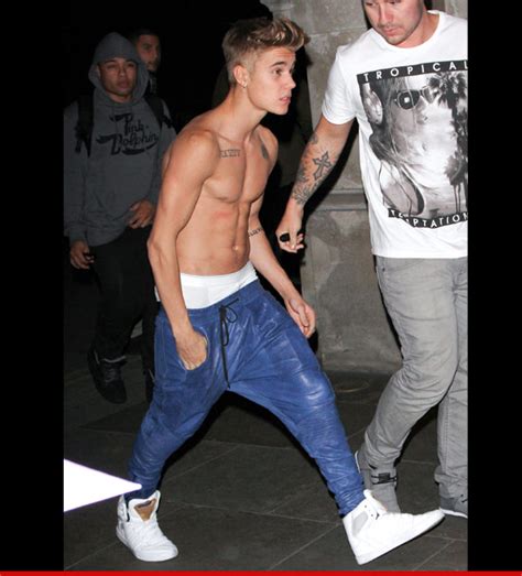 Justin Bieber Ab Solutely Ridiculous
