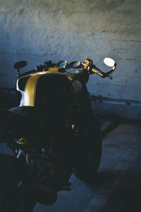 The Vintage Motorcyclist Ducati 750 Ss By Bot