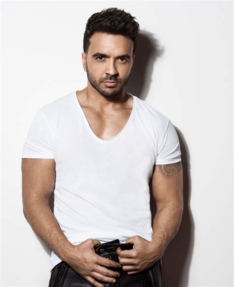 April 15, 1978), better known by his stage name luis fonsi, is a puerto rican singer, songwriter, and actor. LUIS FONSI sera figura estelar en Juegos Panamericanos | Wow La Revista