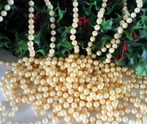 Vintage Faux Pearl Christmas Tree Garland 32 Feet Plastic Etsy