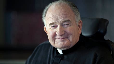 San Diego Priest Father Joe Carroll Dies At 80 Nbc 7 San Diego
