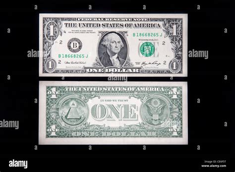 The Front And Back Of A Us One Dollar Bill Stock Photo Alamy