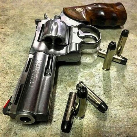 Python Colt Python Revolver Pistol Magnum Animated Love