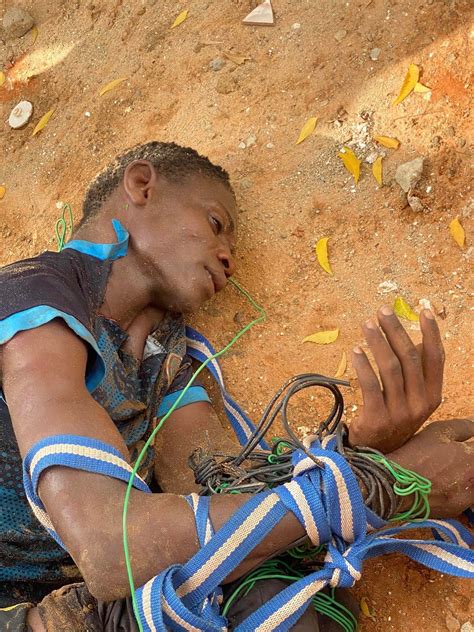Suspected Notorious Thief Nabbed And Tied Up For Stealing Electrical Wire In Kebbi Nigerian