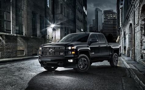 Chevrolet Silverado Midnight Edition Black Is Slimming The Car Guide