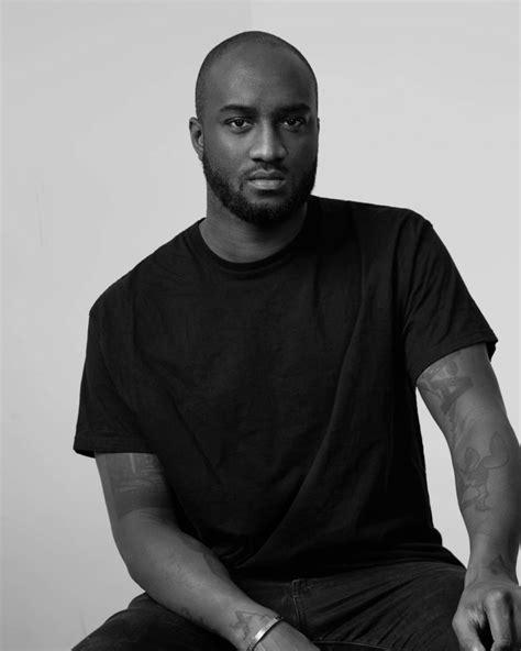 버질 아블로 남성 컬렉션 아티스틱 디렉터 발탁루이 비통 최초 흑인 디자이너