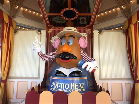 Update Hasbro Confirms Mr And Mrs Potato Head Characters Will Remain