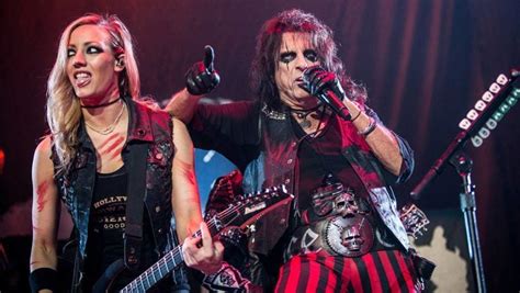 Nita Strauss Is Returning To Alice Cooper S Band For Upcoming Tour