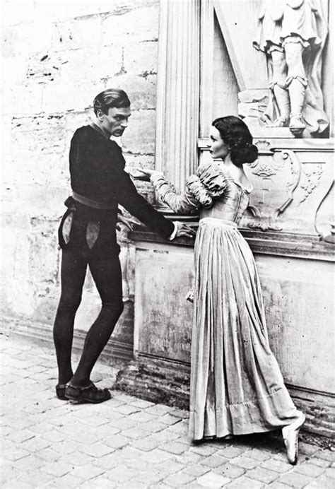 laurence olivier and vivien leigh in romeo and juliet vivien leigh classic movie stars